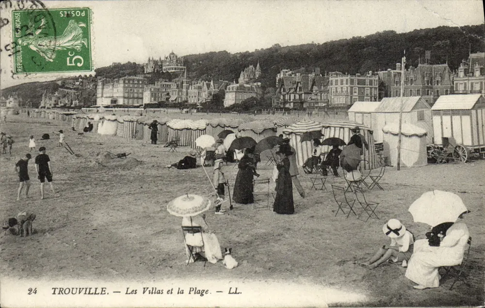 Trouville — Die Villen und die Strandpromenade — LL. - Vorderseite