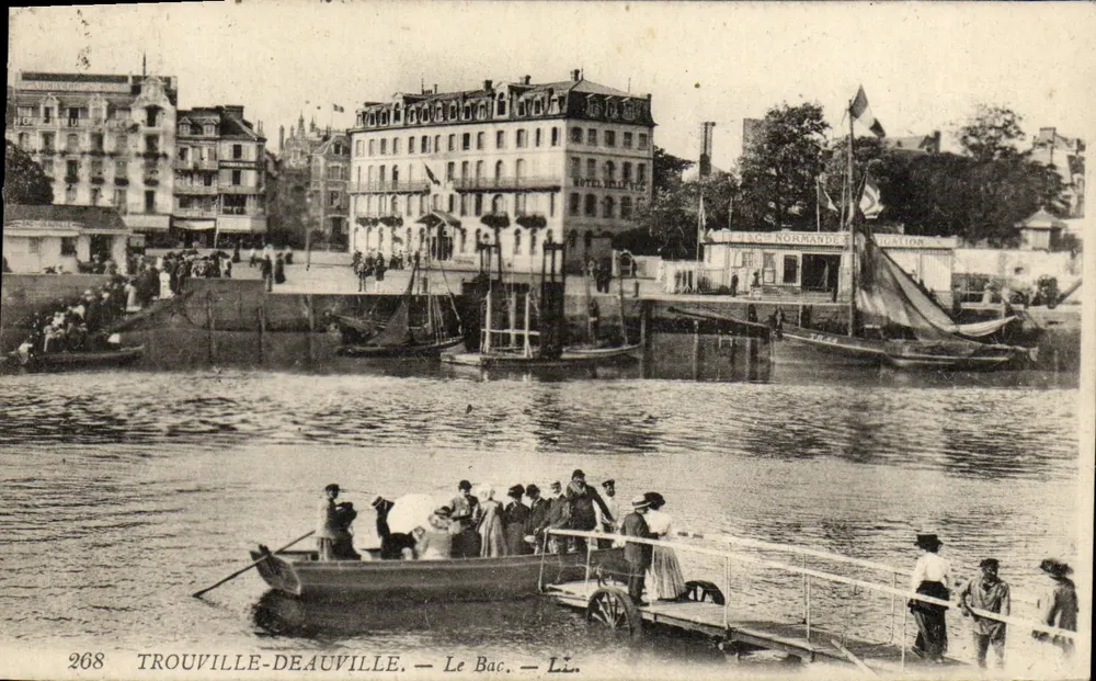 Trouville-Deauville — Der Fährschiff — LL. n°268 - Vorderseite