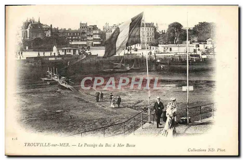 TROUVILLE-sur-MER — Ansicht des Fährübergangs bei Ebbe — Collections ND. Phot. - Vorderseite