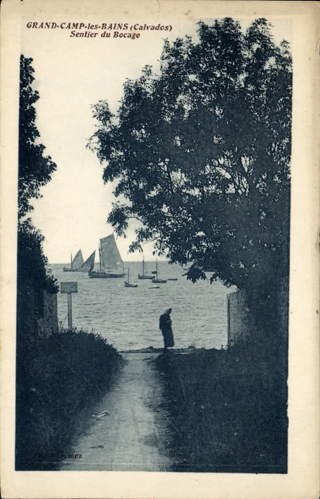 Grand-Camp-les-Bains (Calvados) — Caminho do Bocage — Foto Damez - Frente