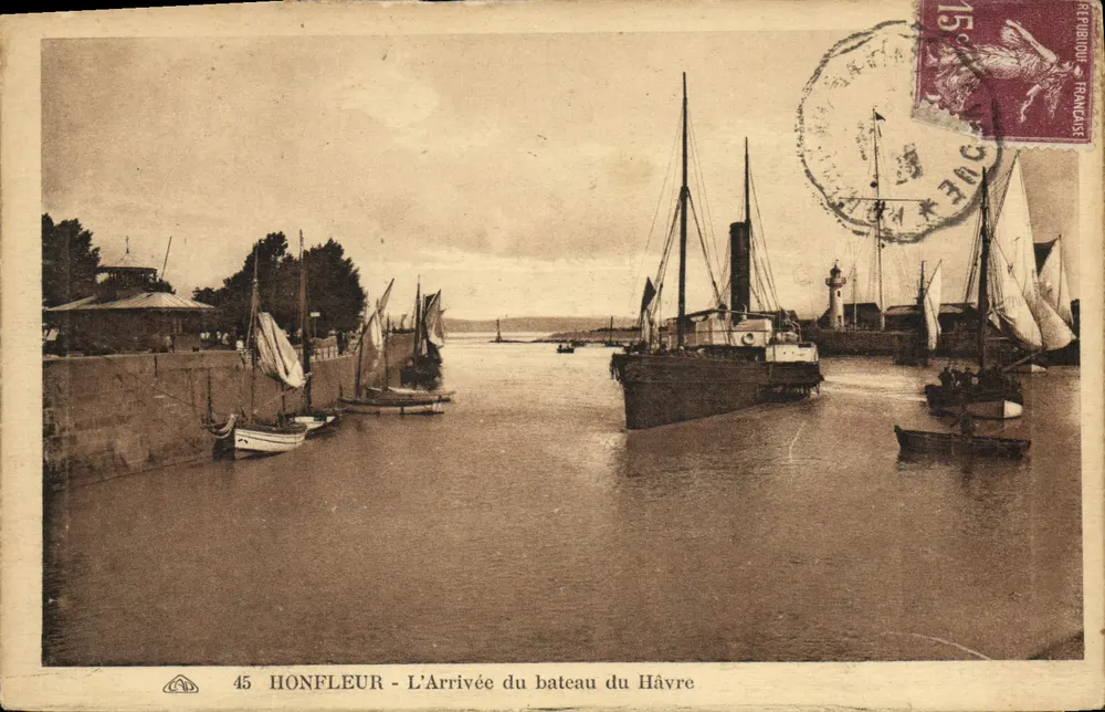 Honfleur - A Chegada do navio do Havre — n° 45 - Frente