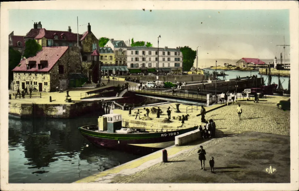 Honfleur — Vista geral do Porto — G.A.P. (n° 149) - Frente