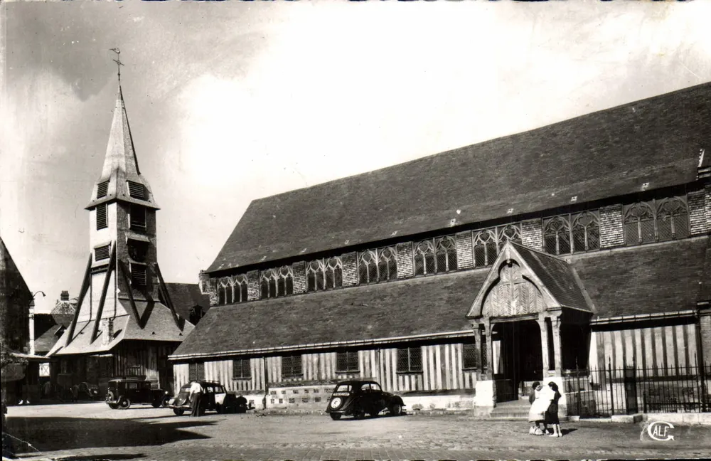 Honfleur (Calvados) — A Igreja de Santa Catarina e seu campanário — ALF - Frente