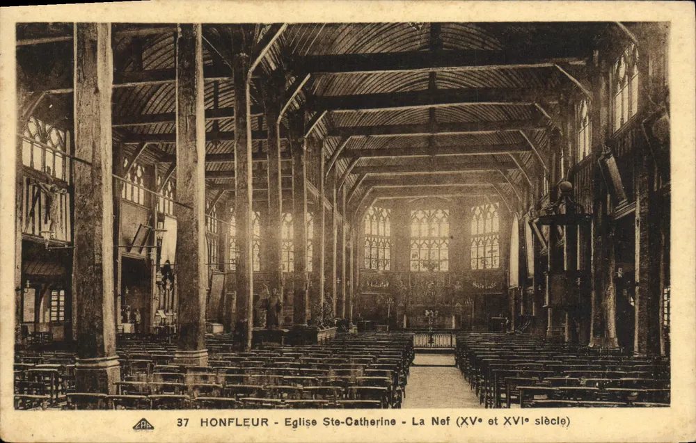 Honfleur - Igreja de Santa Catarina - A Nave (séculos XV e XVI) - Frente