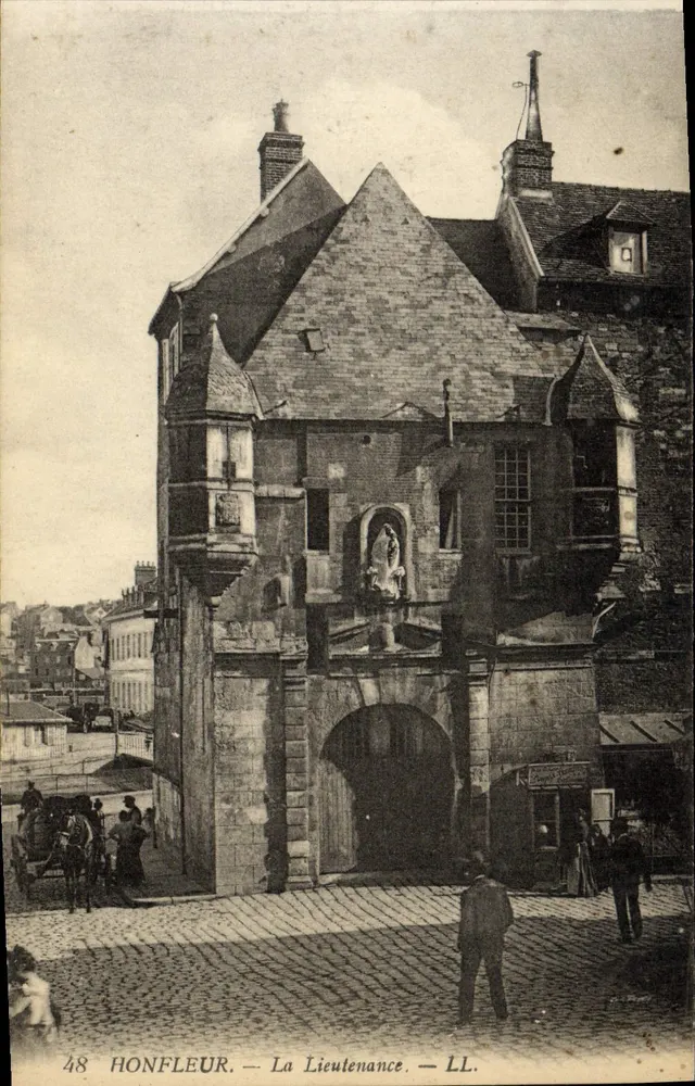 Honfleur — A Porta da Lieutenante — LL. — n°48 - Frente