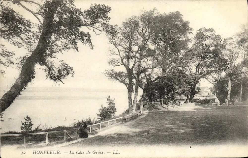 Honfleur — A Costa da Graça — LL. — n°32 - Frente