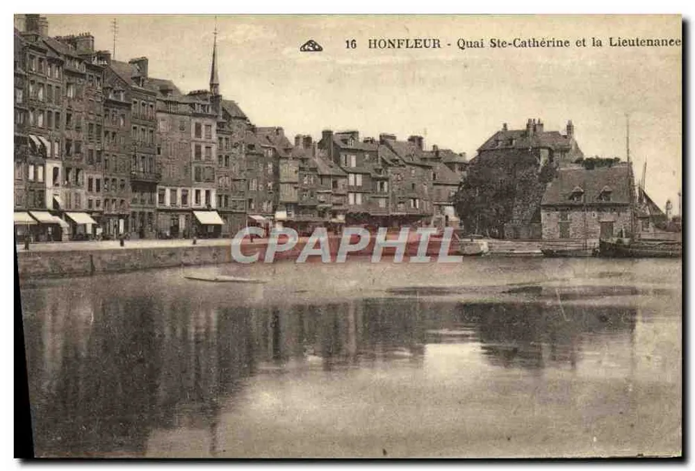 Honfleur - Quai Ste-Cathérine und die Lieutenancée - Vorderseite
