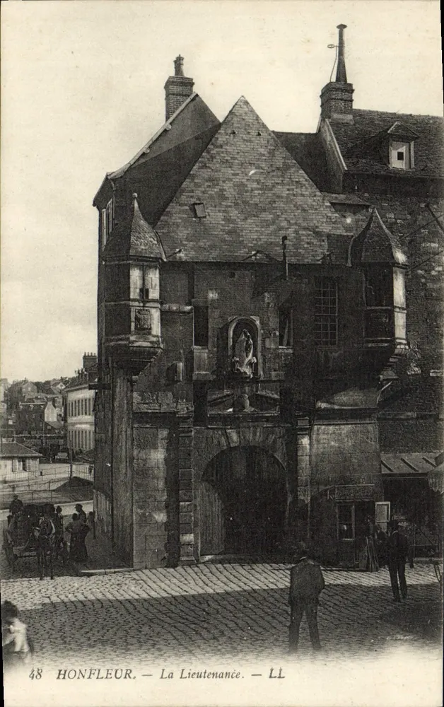 Honfleur — A Lieutenancé — LL - Frente