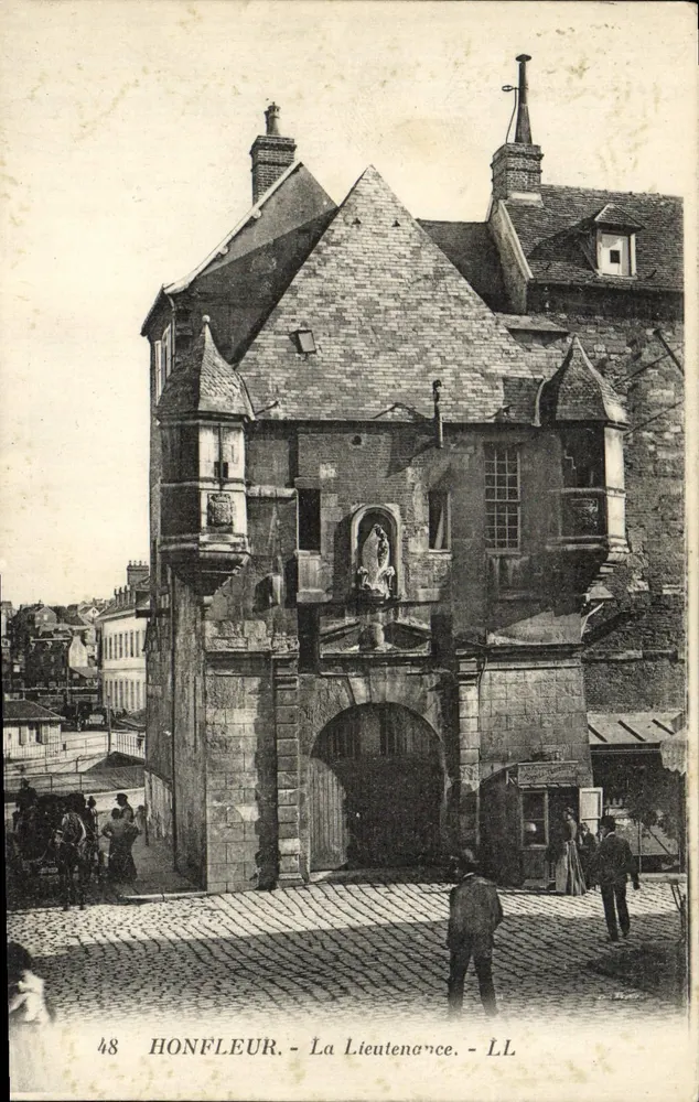 Honfleur — A Lieutenante — LL n°48 - Frente