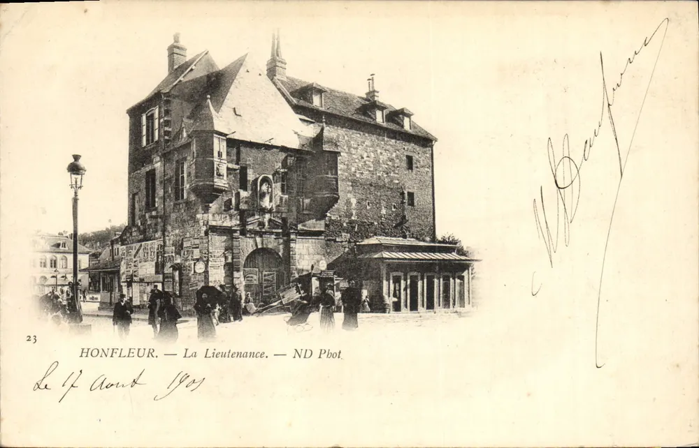 Honfleur — A Lieutenancé — ND Pbot. - Frente