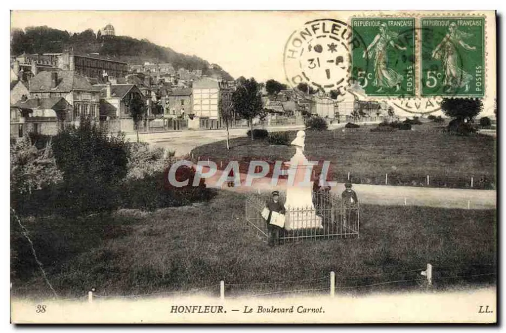 Honfleur — O Boulevard Carnot — LL. n°38 - Frente