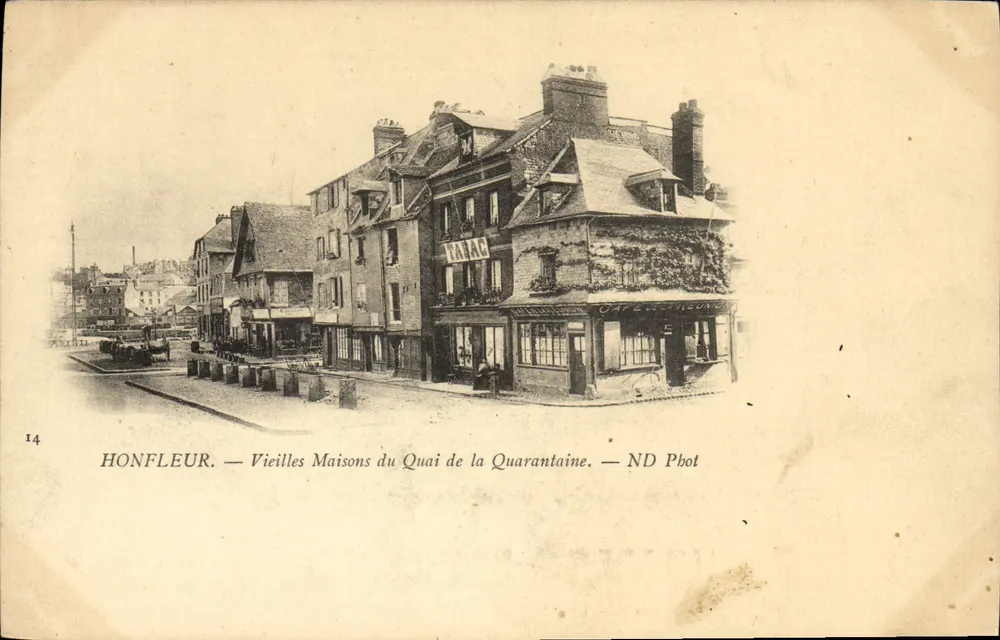 Honfleur — Alte Häuser am Quai de la Quarantaine — ND Pbot - Vorderseite