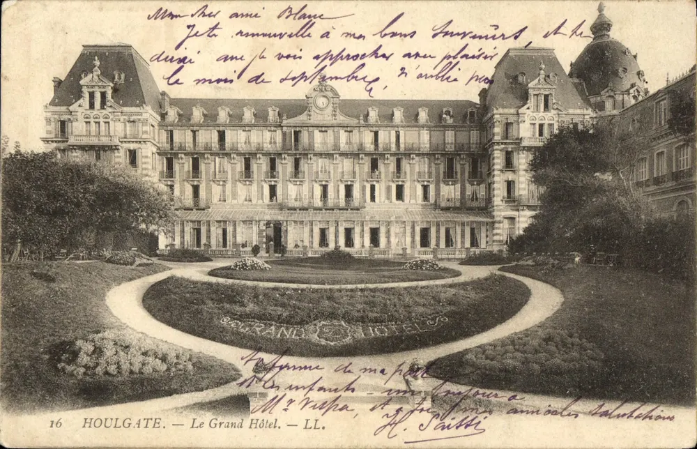 Houlogate — O Grande Hotel — LL, n°16 - Frente