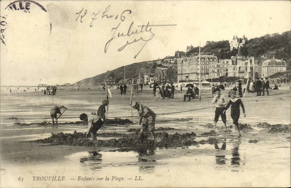 TROUVILLE — Kinder am Strand — LL. - Vorderseite