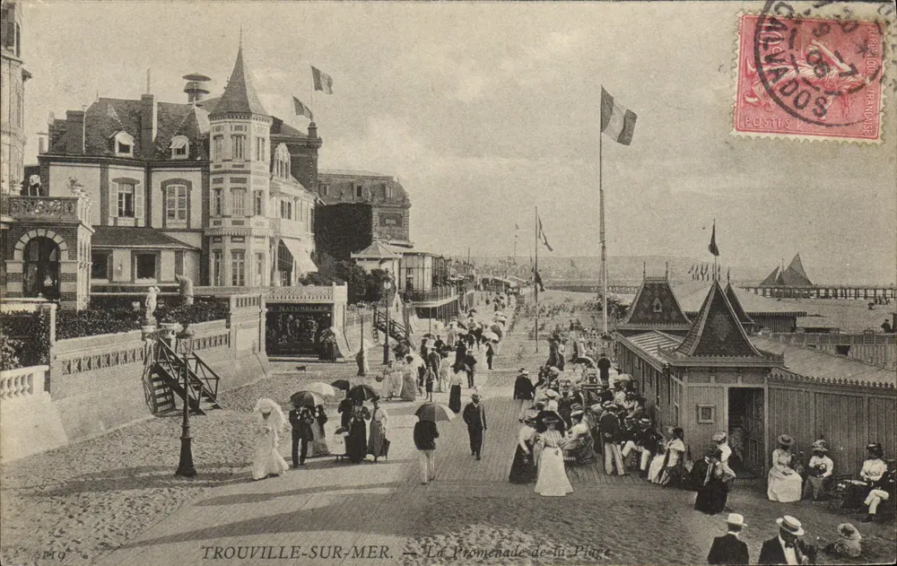 Trouville-sur-Mer — Die Promenade am Strand — Verlag: NATURELLE - Vorderseite