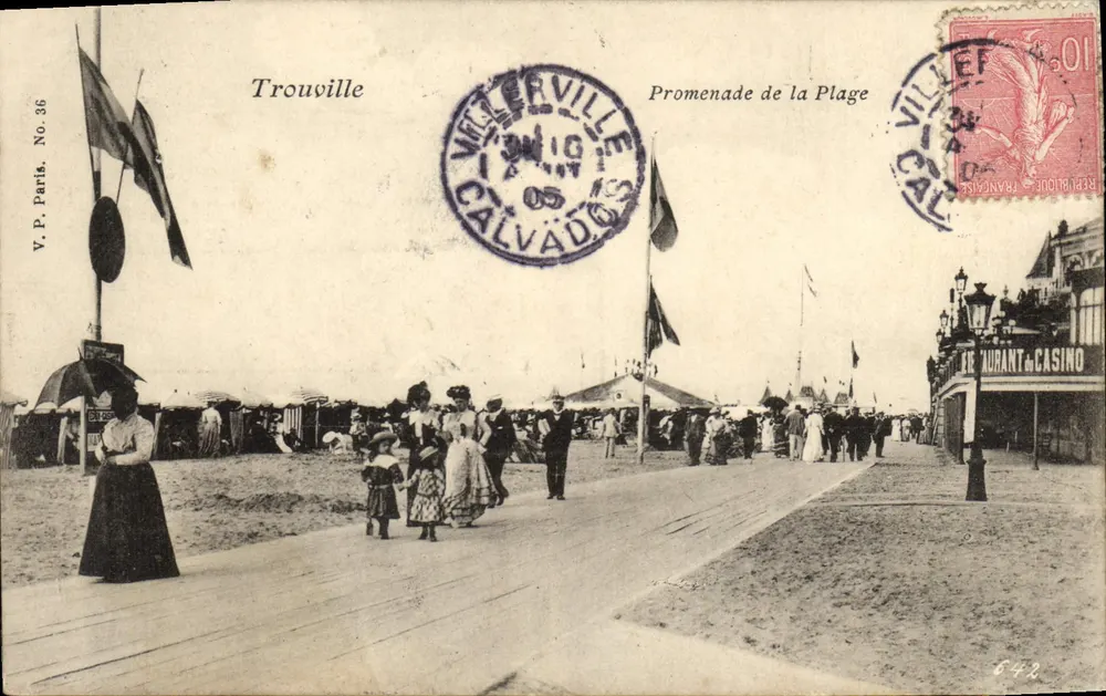 Trouville — Promenade de la Plage — V.P. Paris, No. 36 - Frente