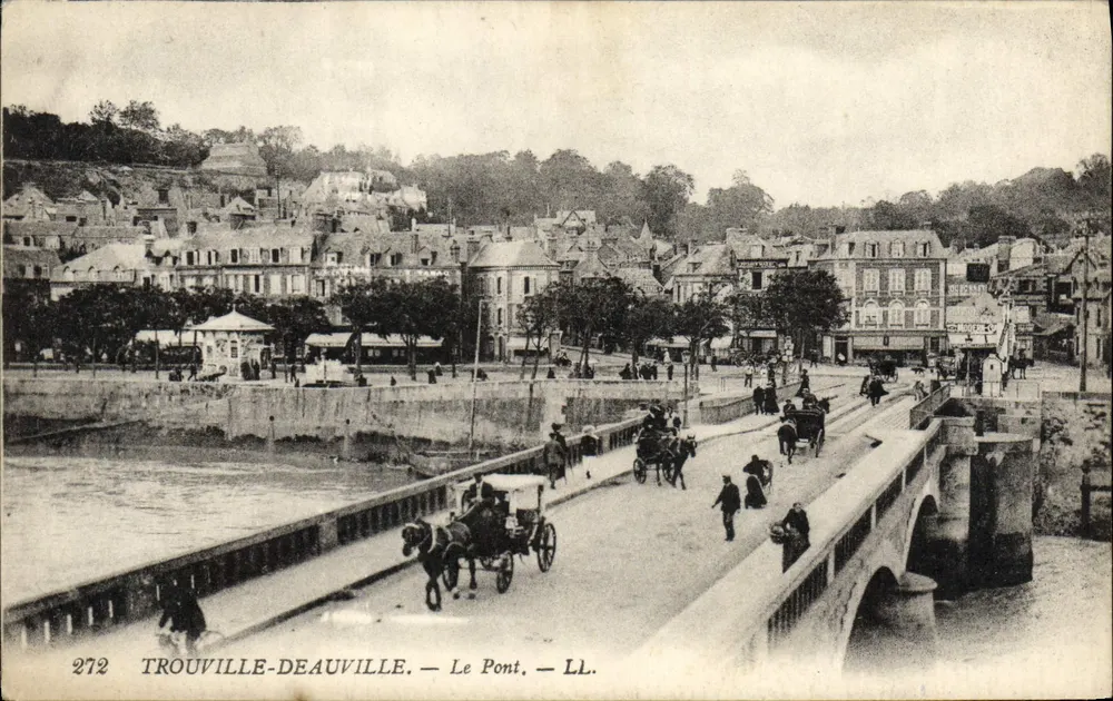 Trouville-Deauville — Der Brücke — LL. - Vorderseite
