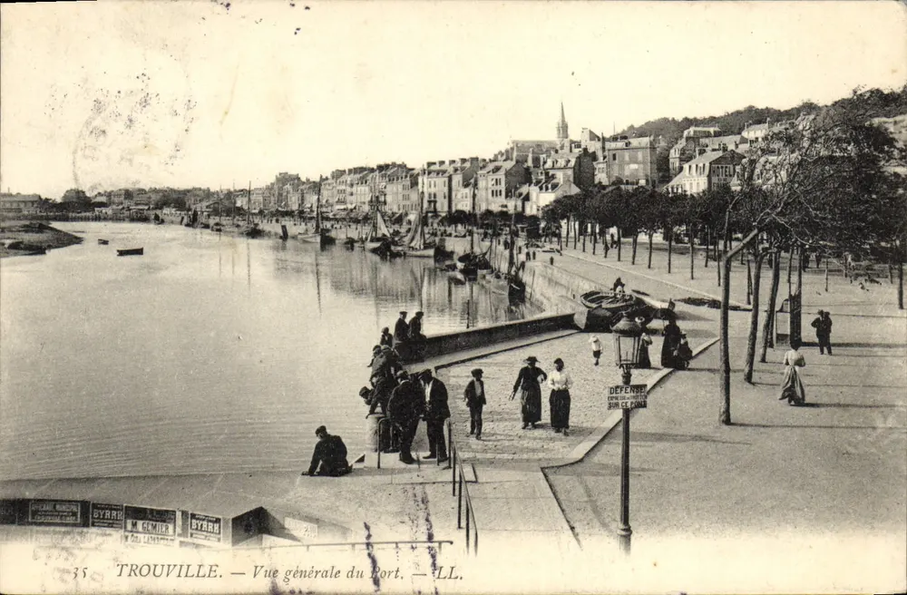 Trouville — Vista geral do Port — LL. — Editor: M. Gemier, n° 35 - Frente