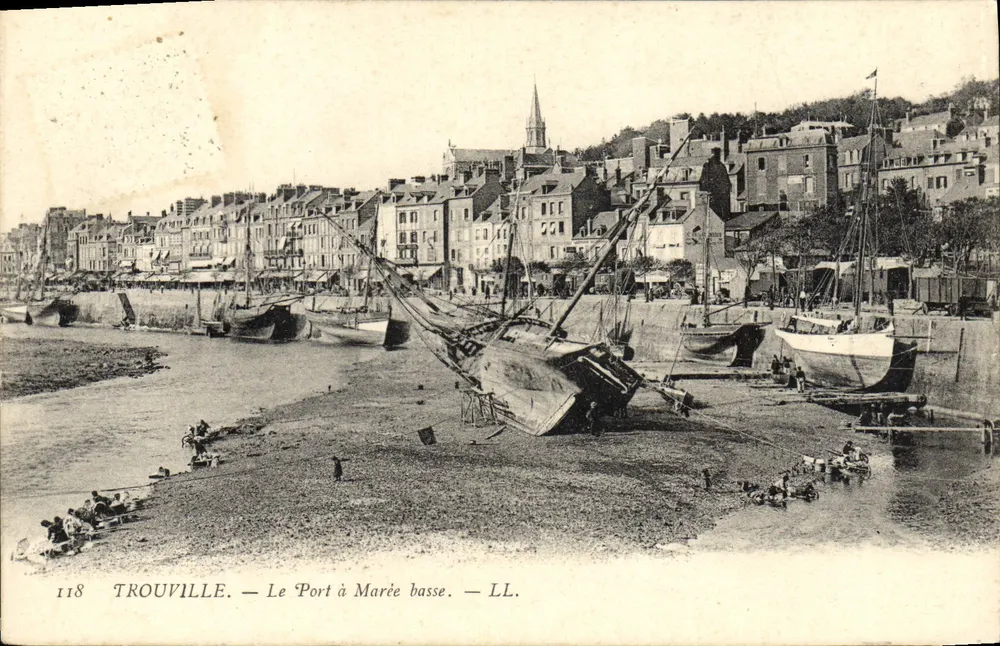 Trouville — A Baía ao Pôr do Sol — LL. n° 118 - Frente