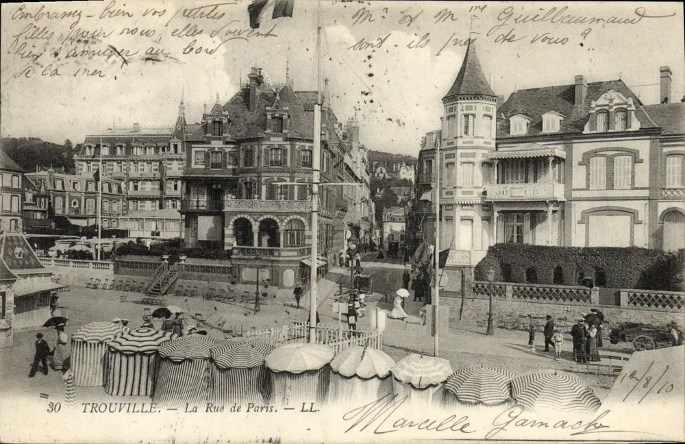 Trouville — La Rue de Paris — LL. — Marcelle Gamache - Anverso