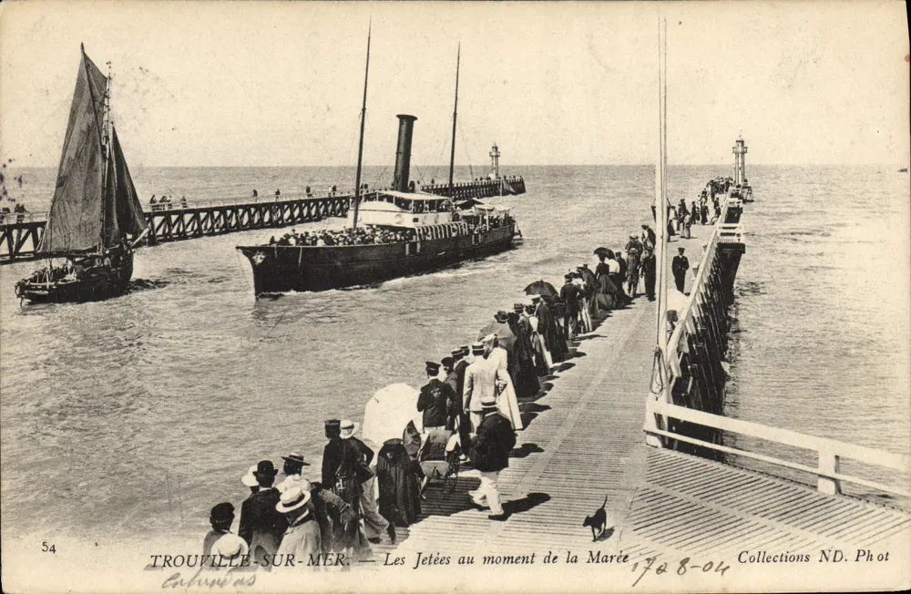 Trouville-sur-Mer — Die Piers zur Zeit der Flut — Collections ND. Phot - Vorderseite
