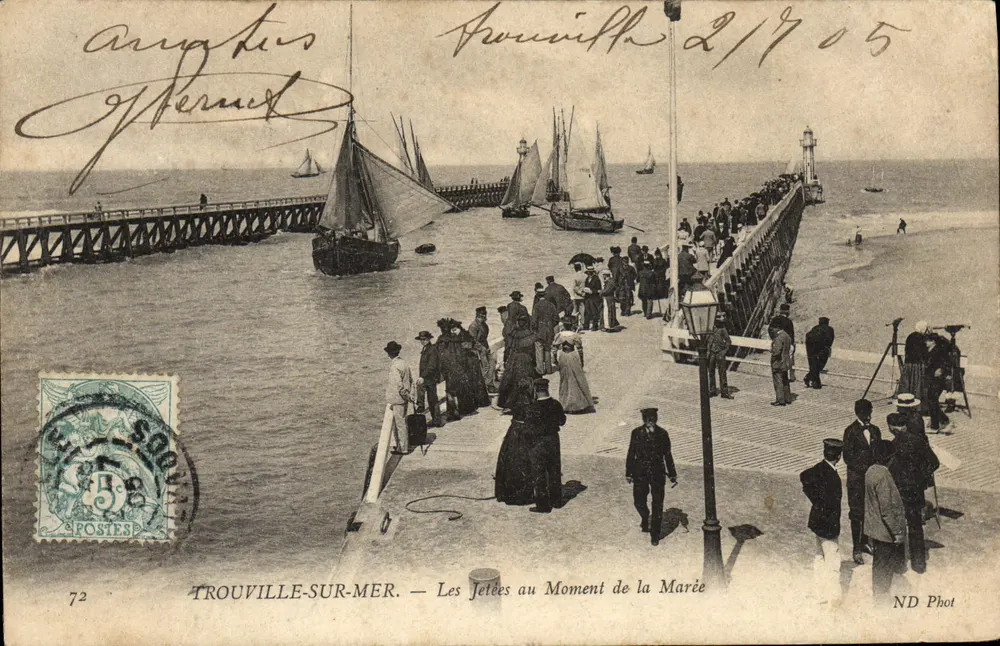 Trouville-sur-Mer — Die Piers zum Zeitpunkt der Flut — ND Phot - Vorderseite