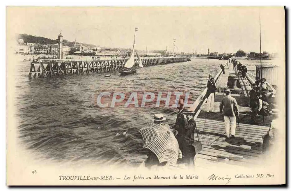 TROUVILLE-sur-MER — Die Piers zum Zeitpunkt der Flut — Moiz Collections ND Phot n°96 - Vorderseite