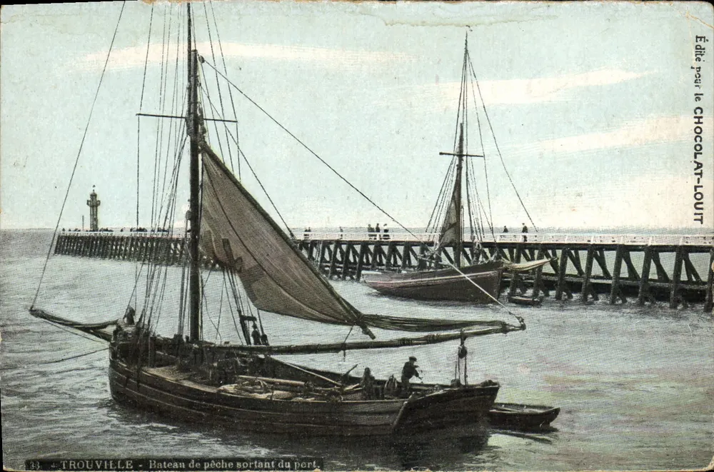 TROUVILLE - Bateau de pêche sortant du port — Éditeur pour le CHOCOLAT-LOUIT, n°43 - Vorderseite
