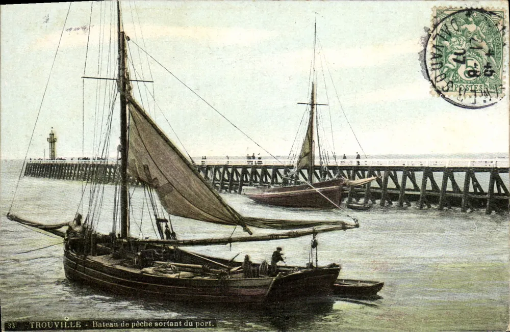 TROUVILLE - Fischboot, das den Hafen verlässt. — Verlag L.V. & Cie, n°33 - Vorderseite