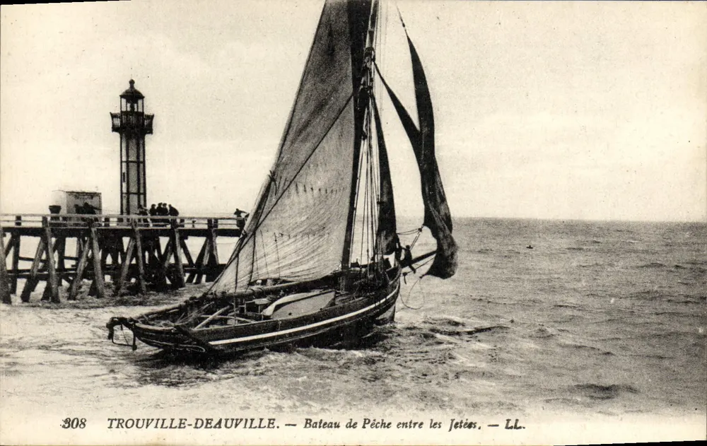 Trouville-Deauville — Fischboot zwischen den Schutzdämmen — LL. — Nr. 308 - Vorderseite