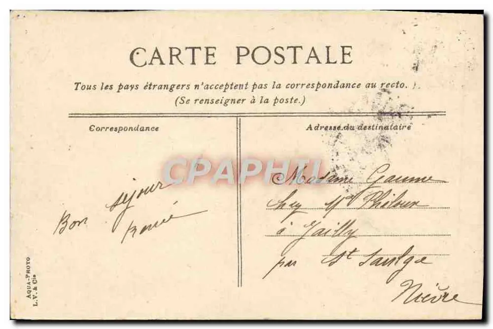 TROUVILLE - Der Strand und die Promenadenbrücke. — Verlag L.Y. & Cie, Nr. 19 - Rückseite