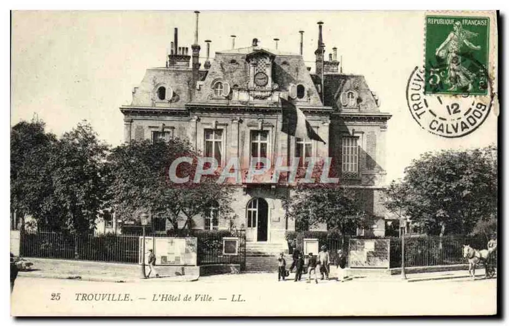 Trouville — Das Rathaus — LL. — n°25 - Vorderseite
