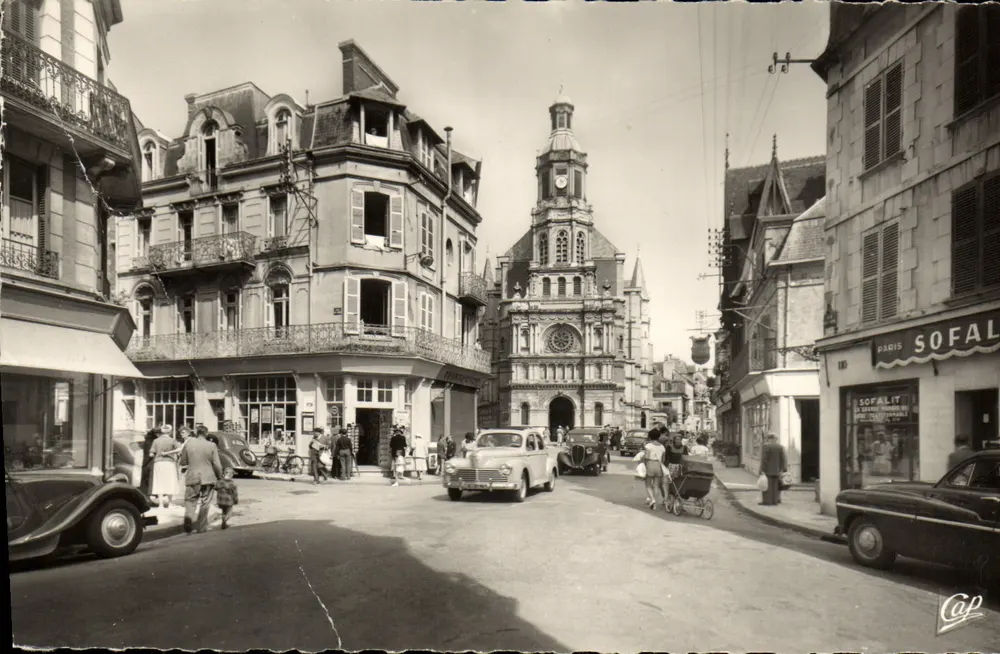 TROUVILLE — Église Bon-Secours et Rue des Bains — C.A.P. Paris - Vorderseite