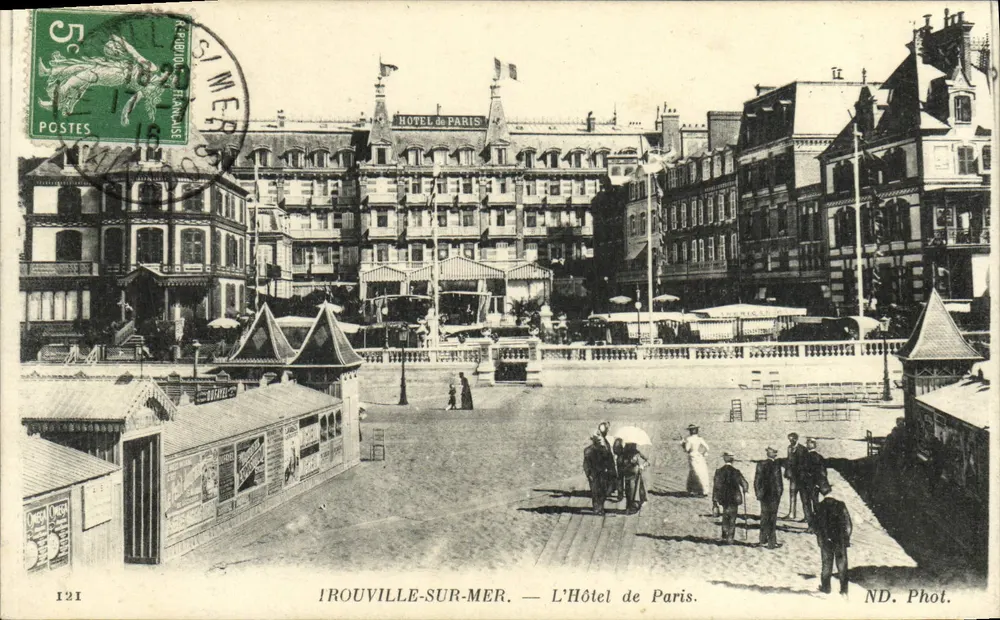 Irouville-sur-Mer — Das Hotel de Paris. ND. Fot. - Vorderseite
