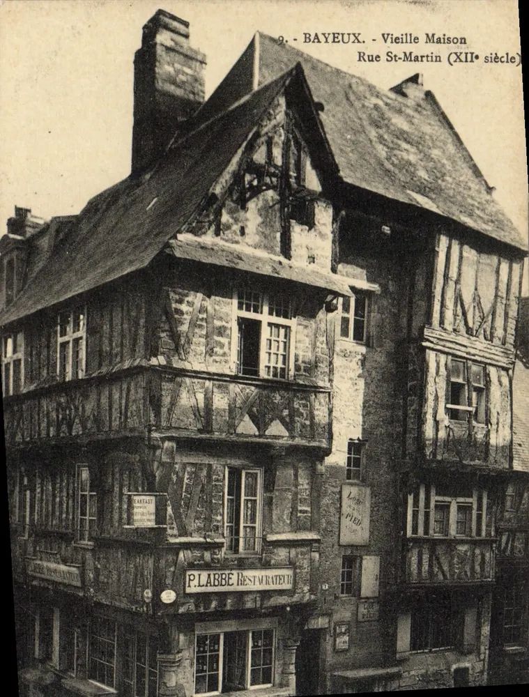 Bayeux - Alte Haus in der Rue St-Martin (12. Jahrhundert) — Verlag Labbé, n°9 - Vorderseite