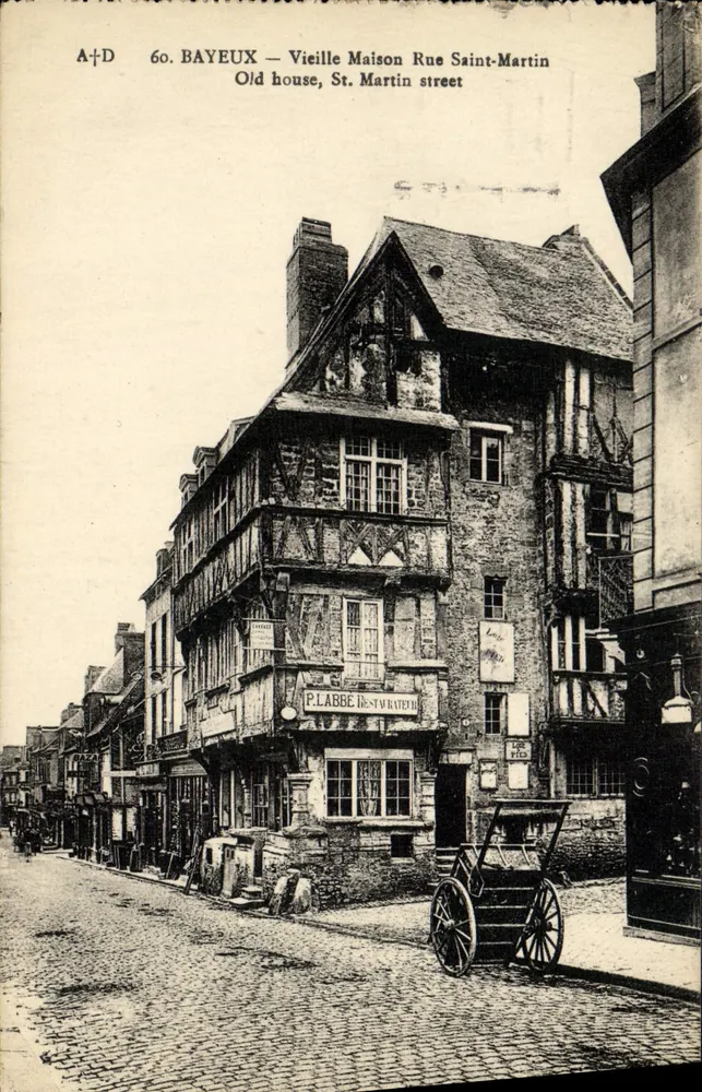 Bayeux — Altes Haus in der Straße Saint-Martin — A+D - Vorderseite