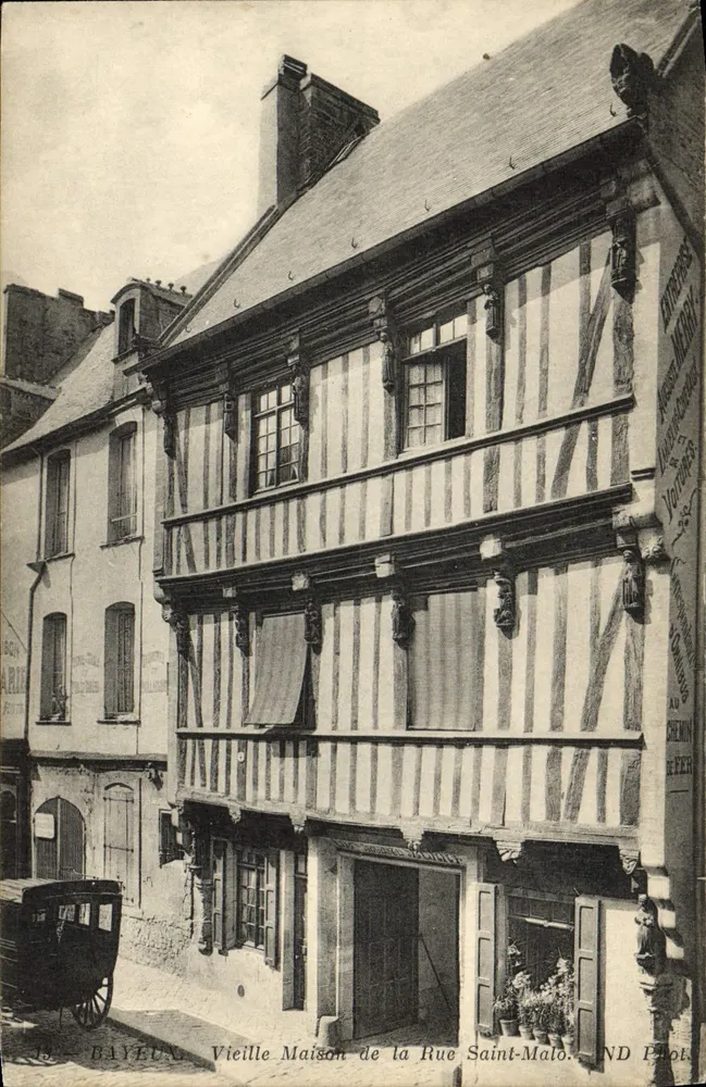 Bayeux — Altes Haus in der Rue Saint-Malo — ND Photo - Vorderseite