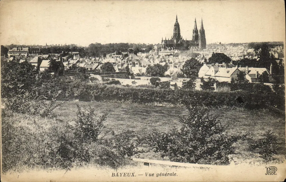 Bayeux — Visão geral — JND Phot. - Frente