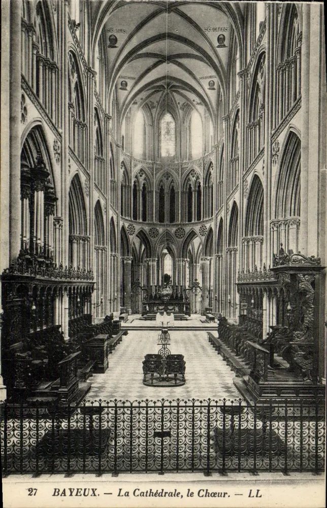 Bayeux — A Catedral, o Coro — LL - Frente