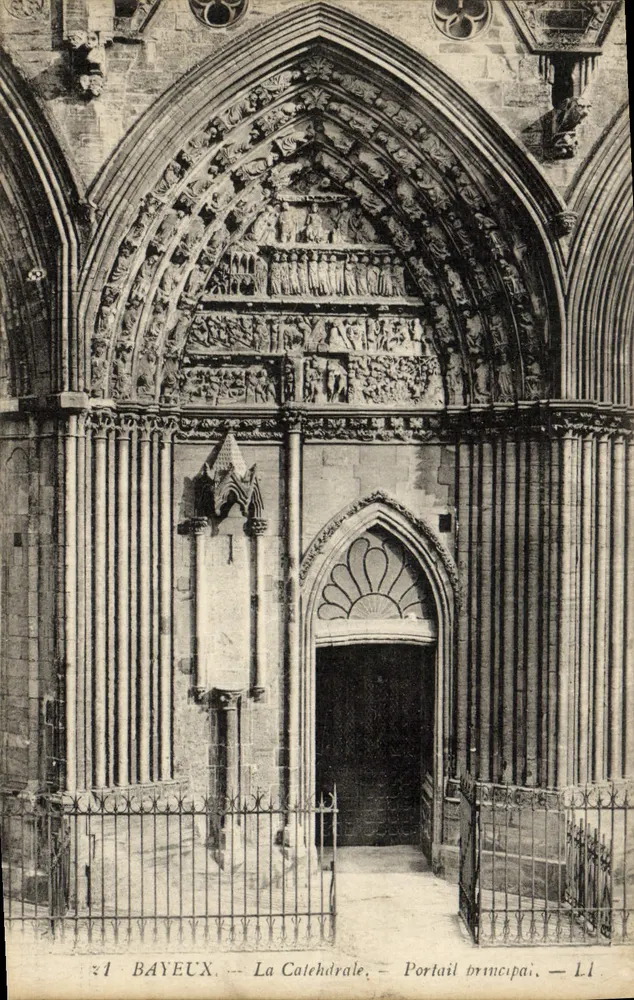 Bayeux — Die Kathedrale — Haupteingang — L1 - Vorderseite