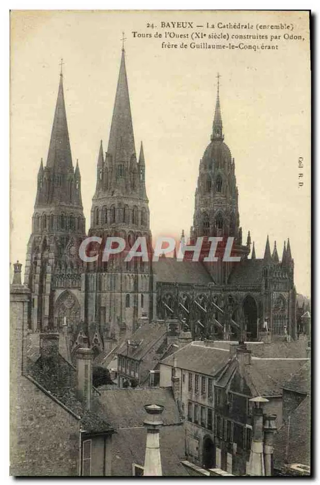 Bayeux — A Catedral (conjunto) — Torres do Oeste (século XI) construídas por Odon, irmão de Guillaume-le-Conquérant — Gal R. D. - Frente