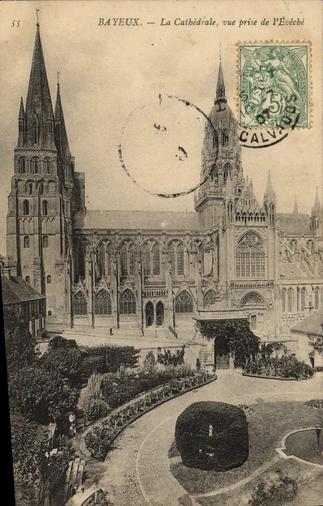 Bayeux — Die Kathedrale, Blick vom Bischofspalast — unbekannter Verlag, Nr. 55 - Vorderseite