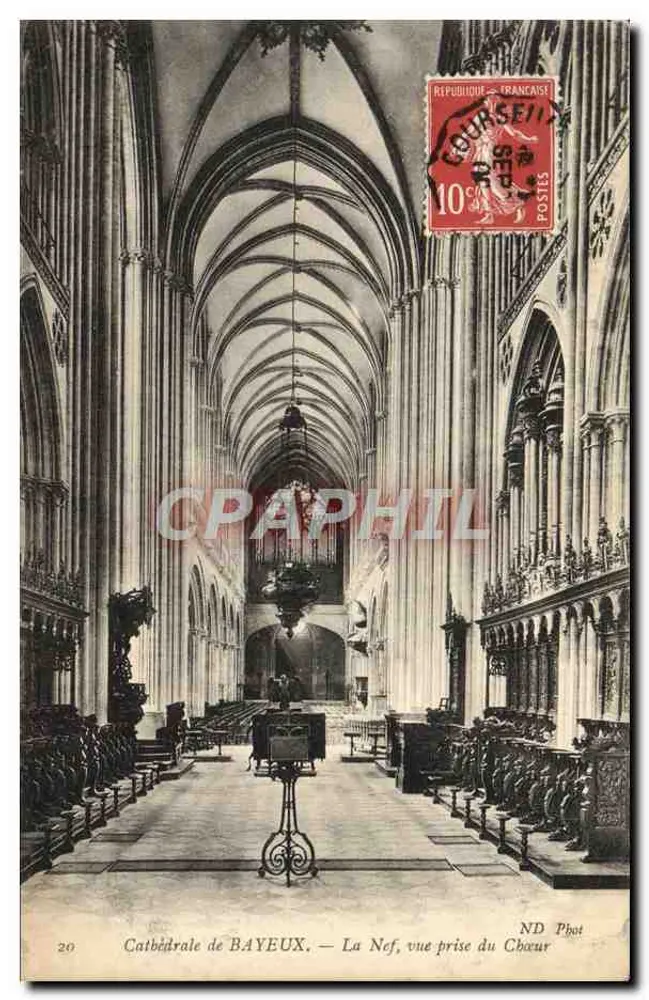 Cattedrale di BAYEUX — La Nef, vista presa dal Coro — ND Phot - Recto