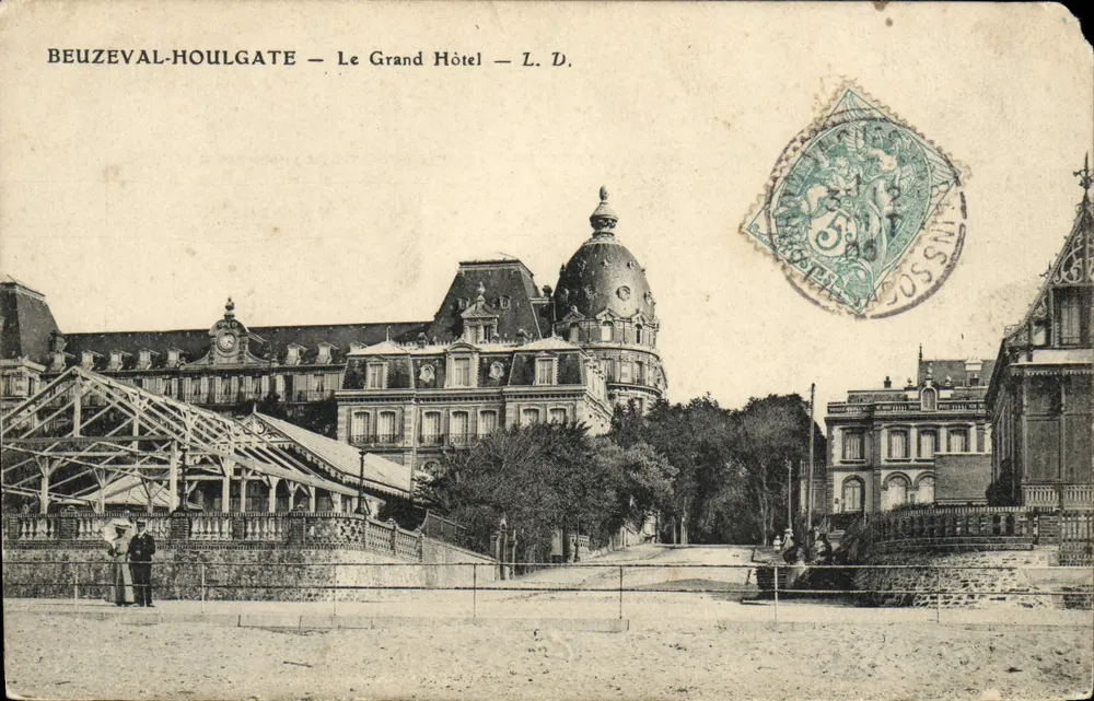 Beuzeval-Houlgate — Het Grand Hôtel — L. D. - Voorkant