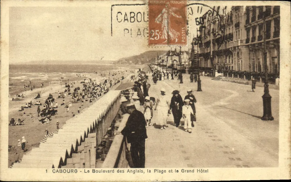 Cabourg - Der Boulevard des Anglais, die Strände und das Grand Hotel - Vorderseite