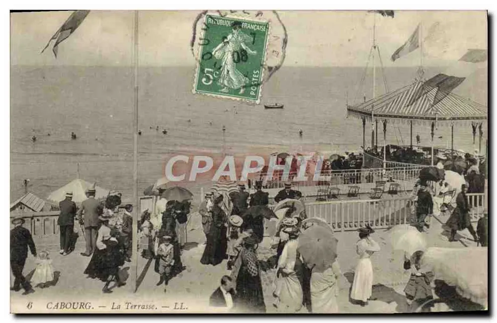 Cabourg — A Terrasse — LL. - Frente