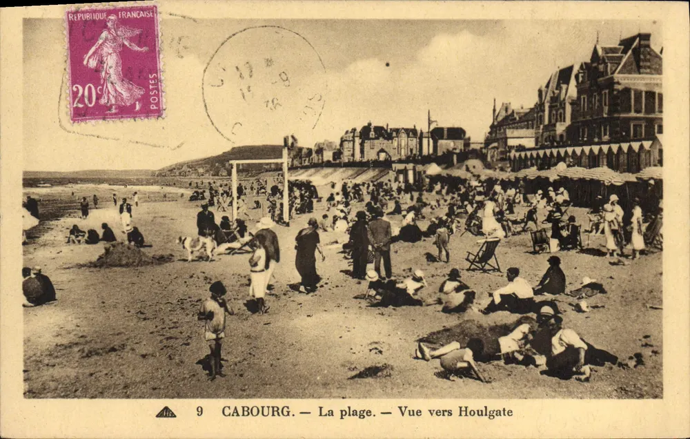 Cabourg — A praia — Vista para Houlgate — CH DES ARTS PHOTOGRAPHIE — n°9 - Frente