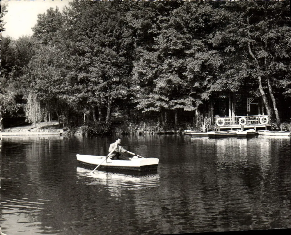 O «Fil de l'Eau» sobre a Orne — CLECY (Calvados) — Éditions GABY - Frente