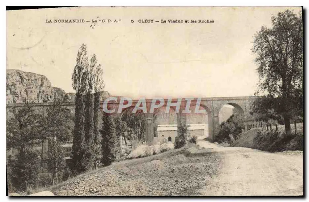 Clécy — O Viaduto e as Rochas — C.P.A. n°5 - Frente