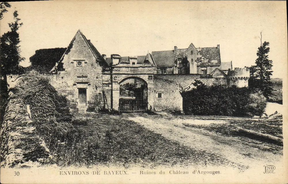 Okręgi Bayeux — Ruiny Zamek Argouges — JND Phot. - Awers